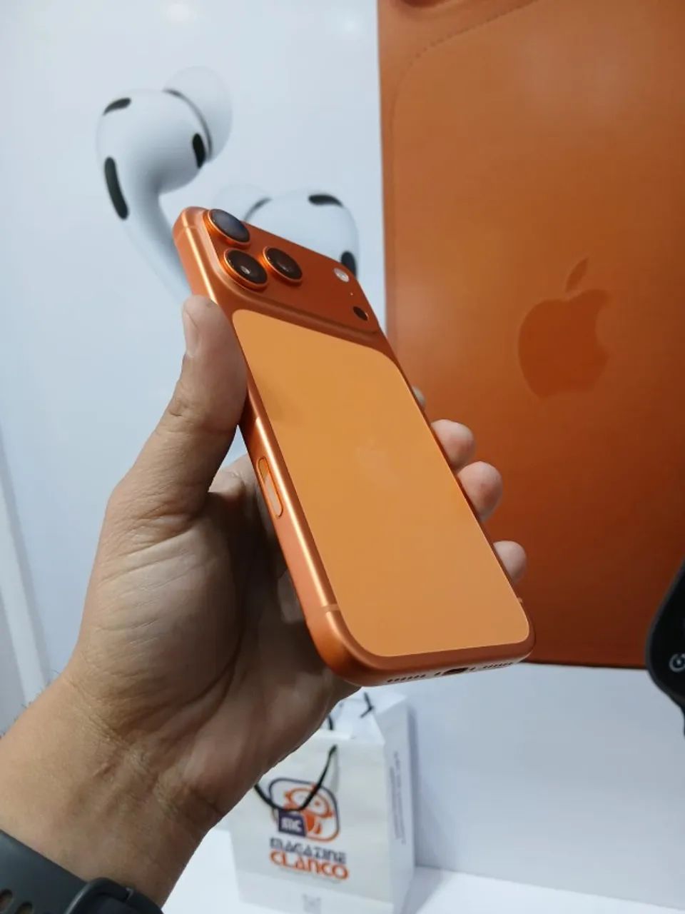 IPHONE 17 PRO MAX 256GB - LARANJA - Foto 2