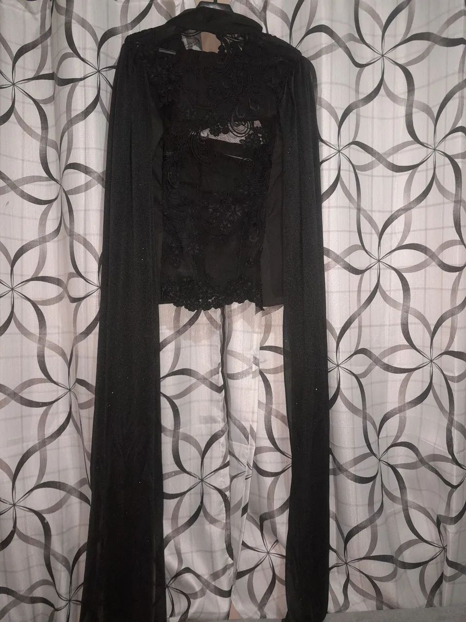 Conjunto Social Couture Preto com Capa e Renda Bordada - Foto 3
