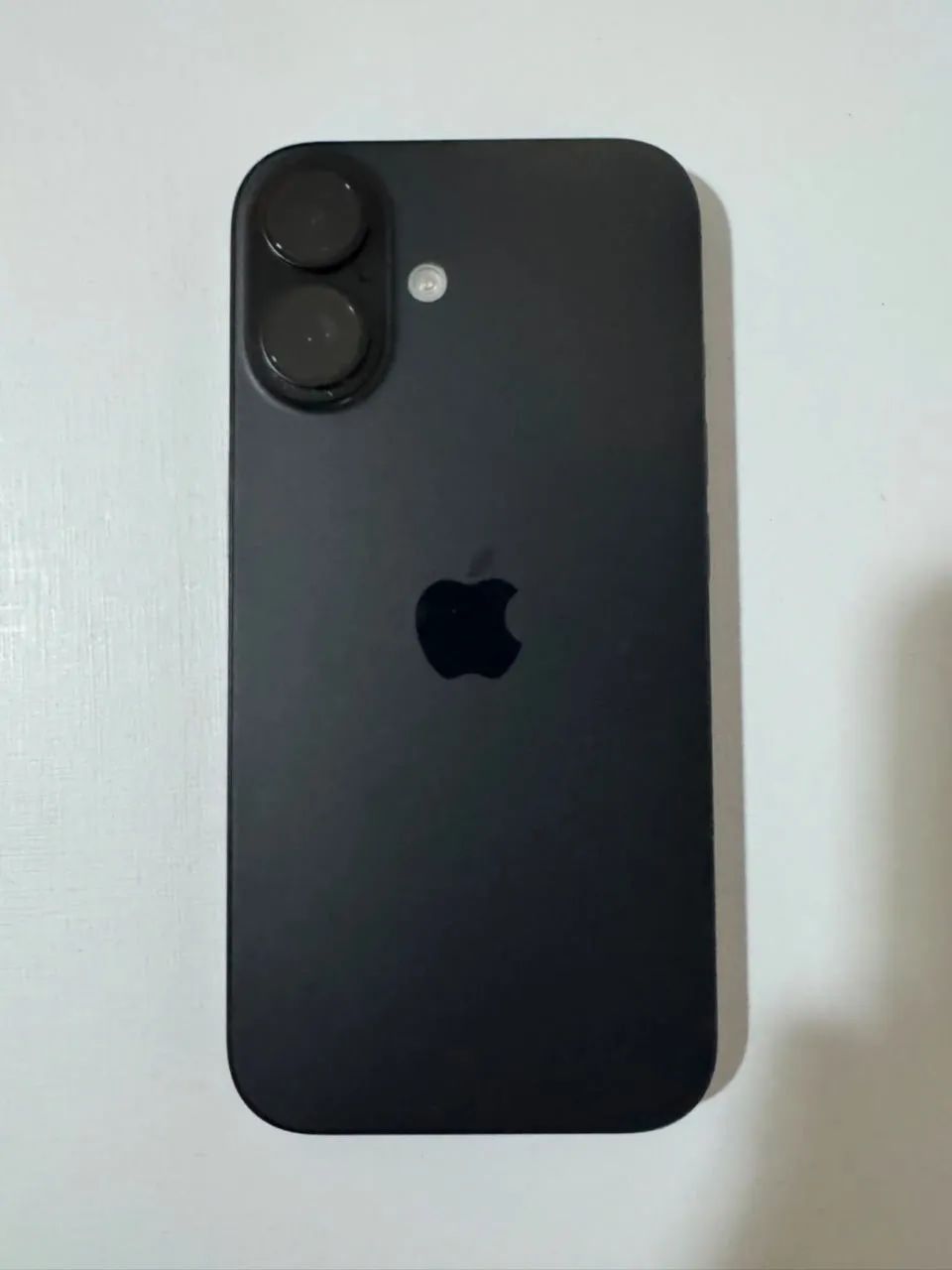 IPHONE 16 com menos de um ano de uso  - Foto 2
