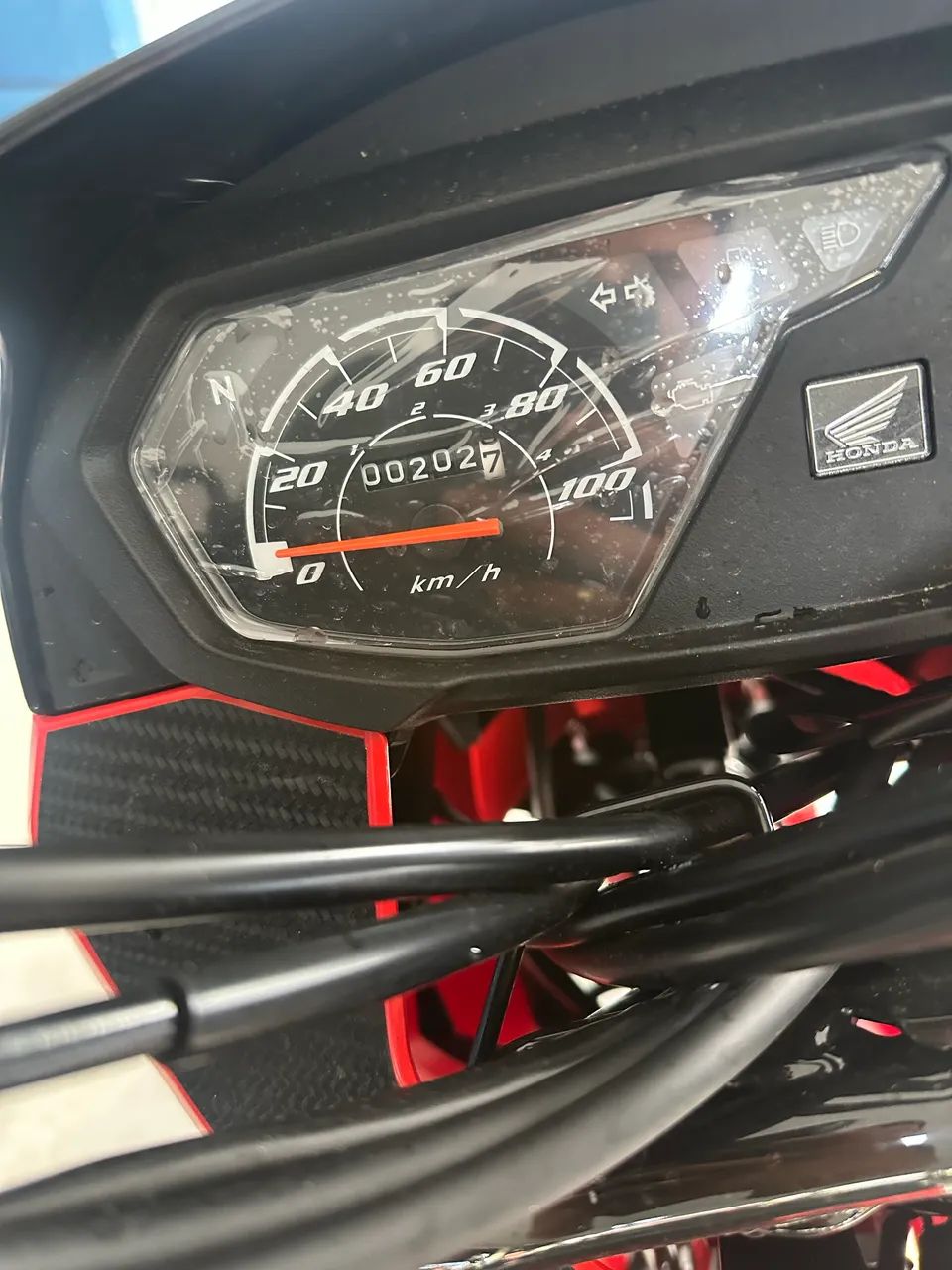 Pop 2027 apenas com 200 km  - Foto 4