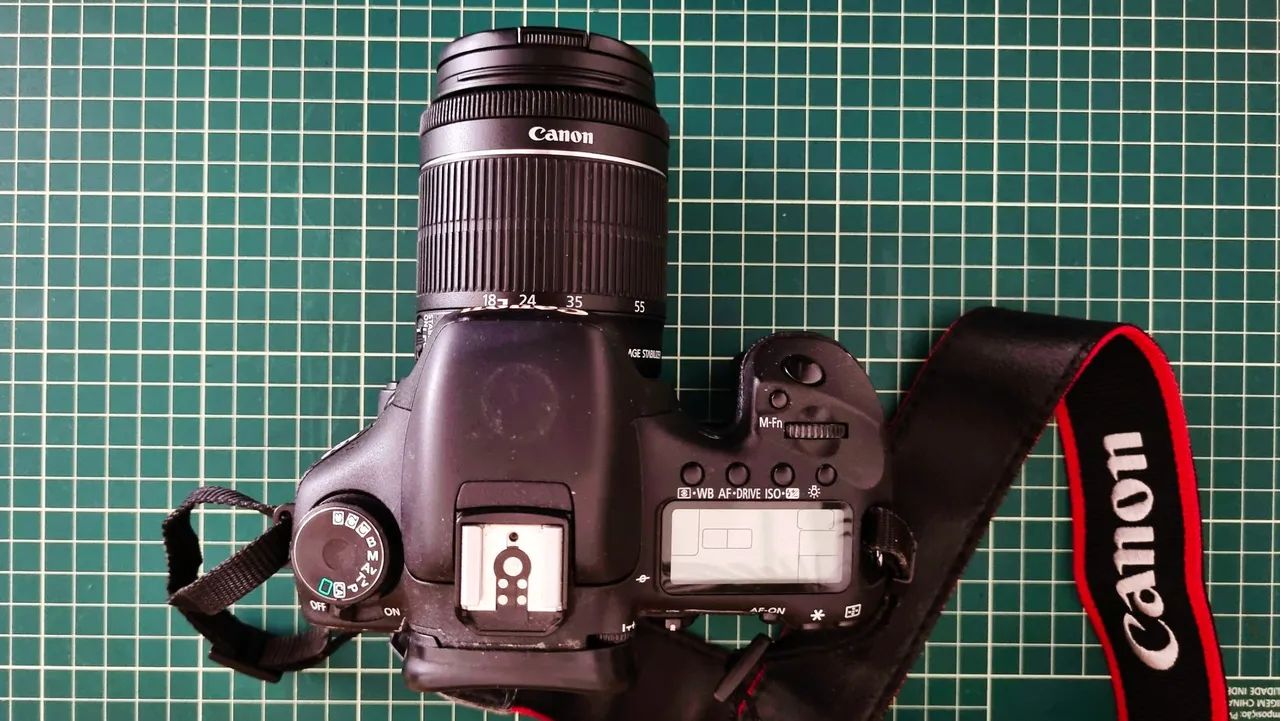 Canon EOS 7D EFS 18-55mm IS レンズセット Canon EOS 7D - Japan + Lente EF-S 18-55mm + Acessórios - Câmeras e