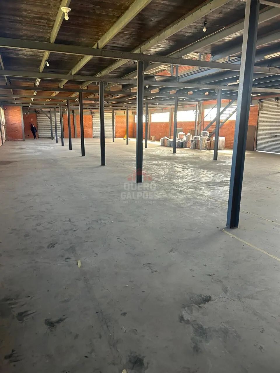 1.400 m²  ALUGO GALPÃO EM ARAQUARI/SC - Foto 2