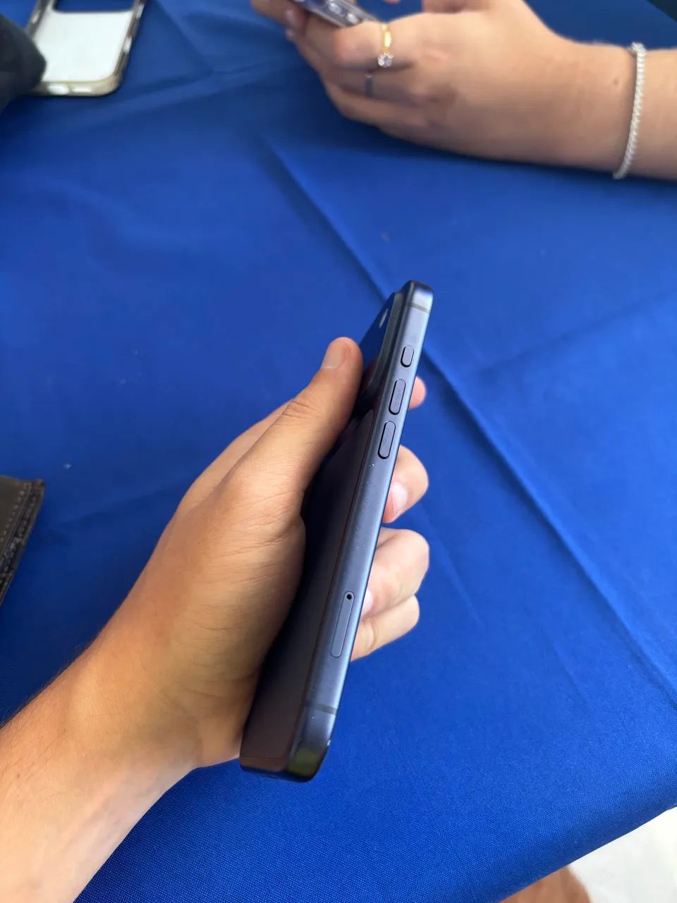 IPHONE 17 PRO - Foto 2