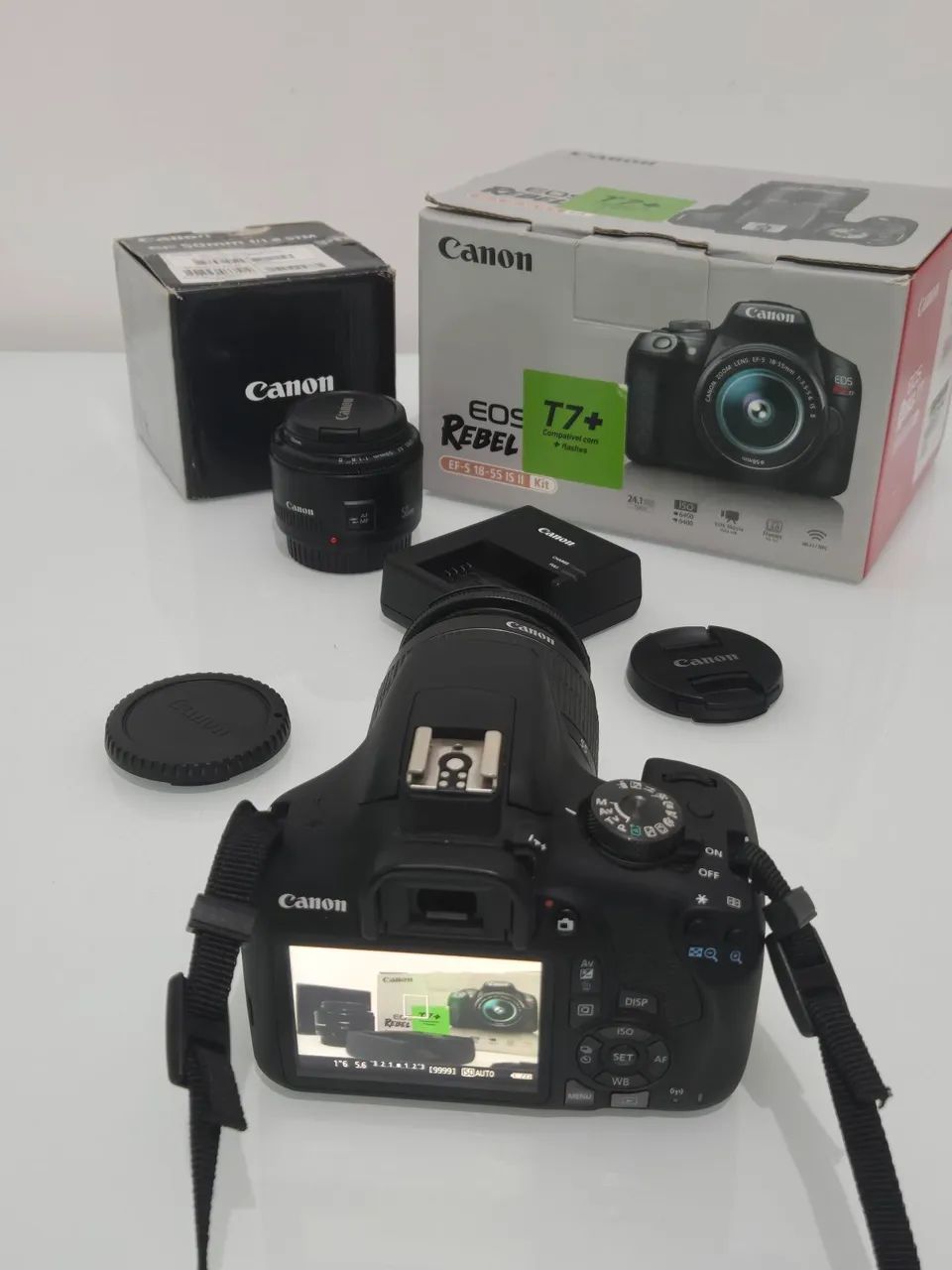 Camera Canon T7 com lentes 18-55mm e 50mm na caixa tudo novo apenas com cliques de teste - Foto 4