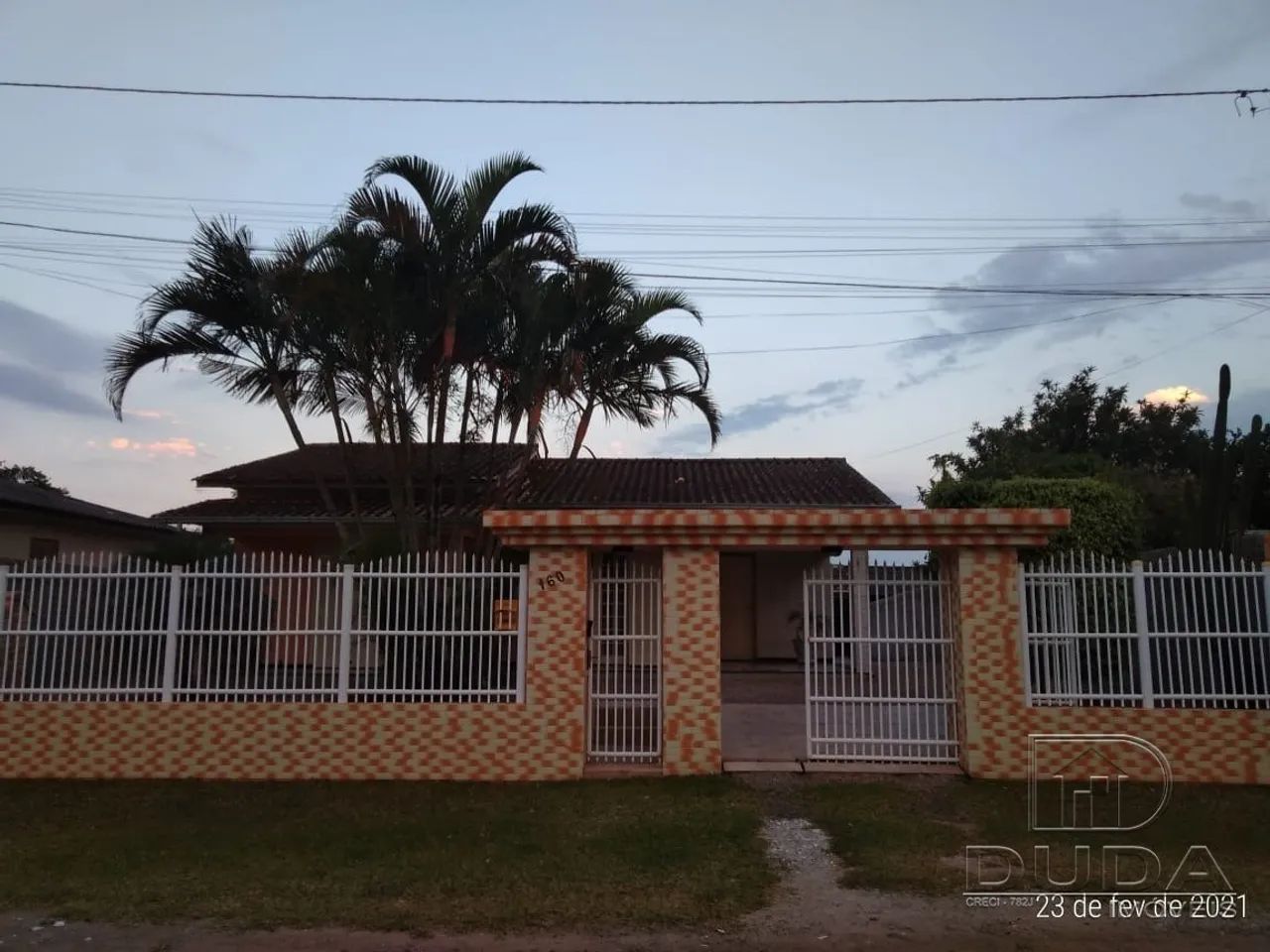 CASA NO BAIRRO SANTA CRUZ - FORQUILHINHA