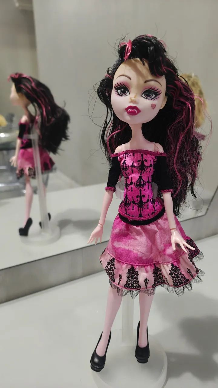 Boneca Monster High Draculaura - Foto 2