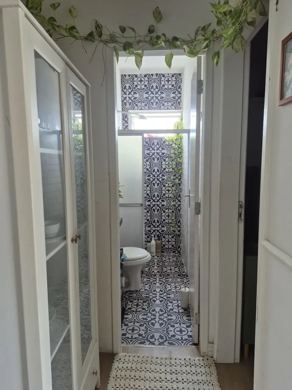 Alugo apto semi mobiliado na Cohama