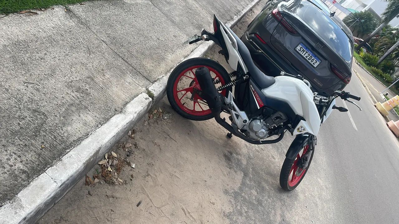 Titan 160 - Foto 2