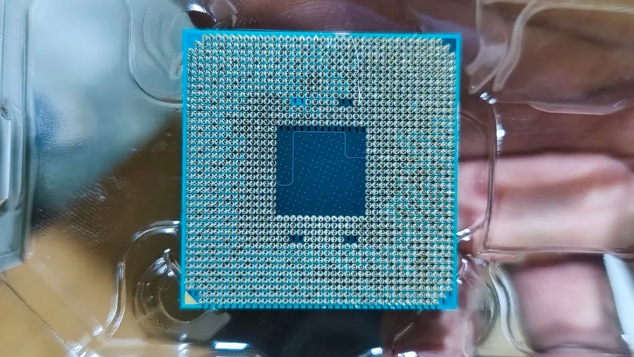 AMD Ryzen 3 2200G - Foto 2