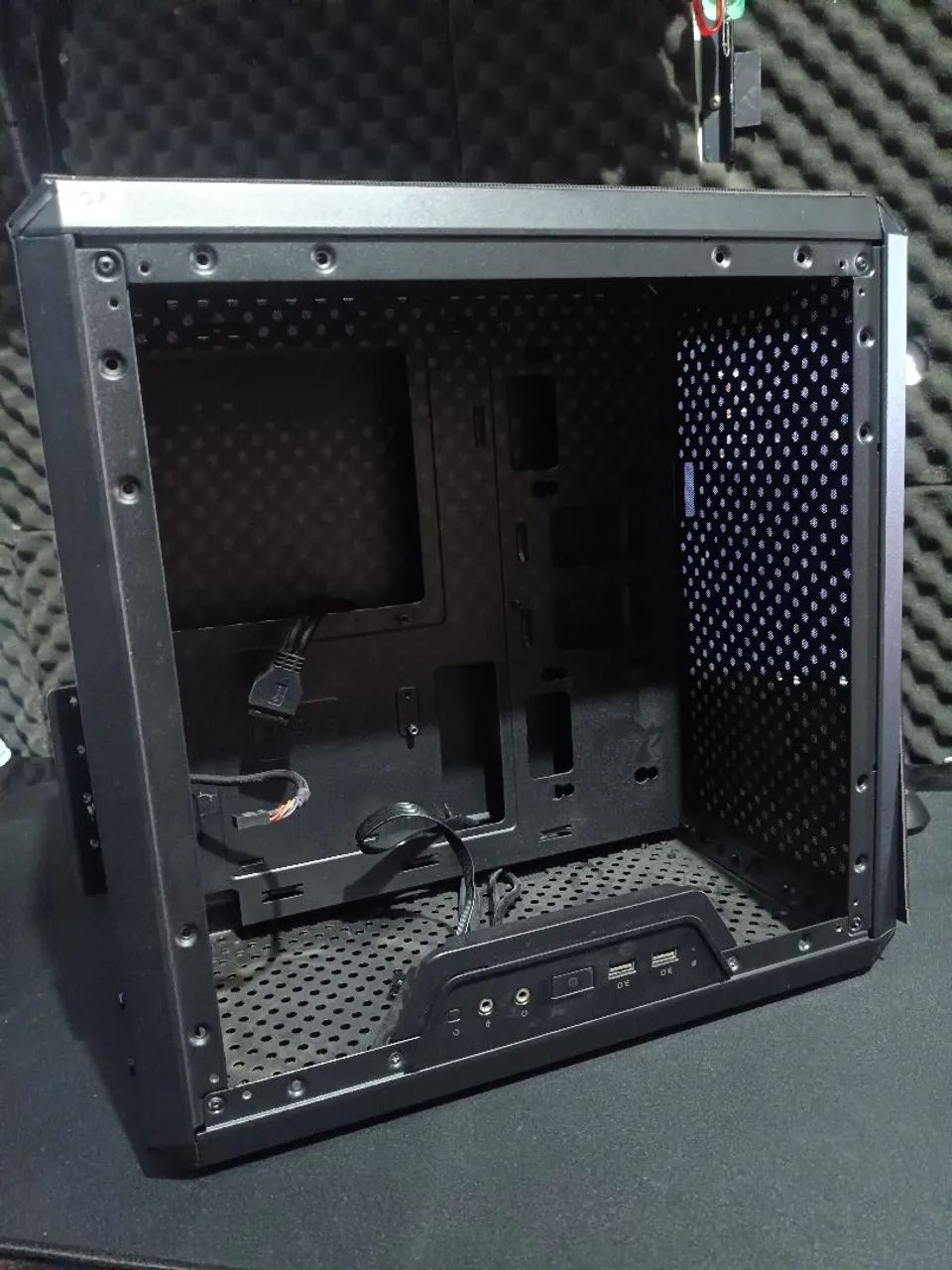 Gabinete Masterbox Q300L, Cooler Master - Foto 2