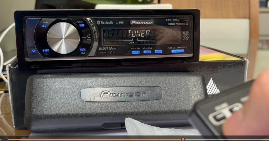 CD Player DEH-P7080BT Pioneer - Bluetooth USB