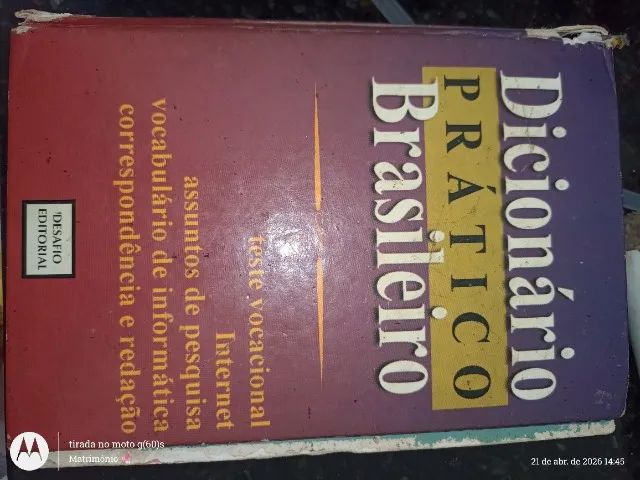 Livros diversos 433925692829870081