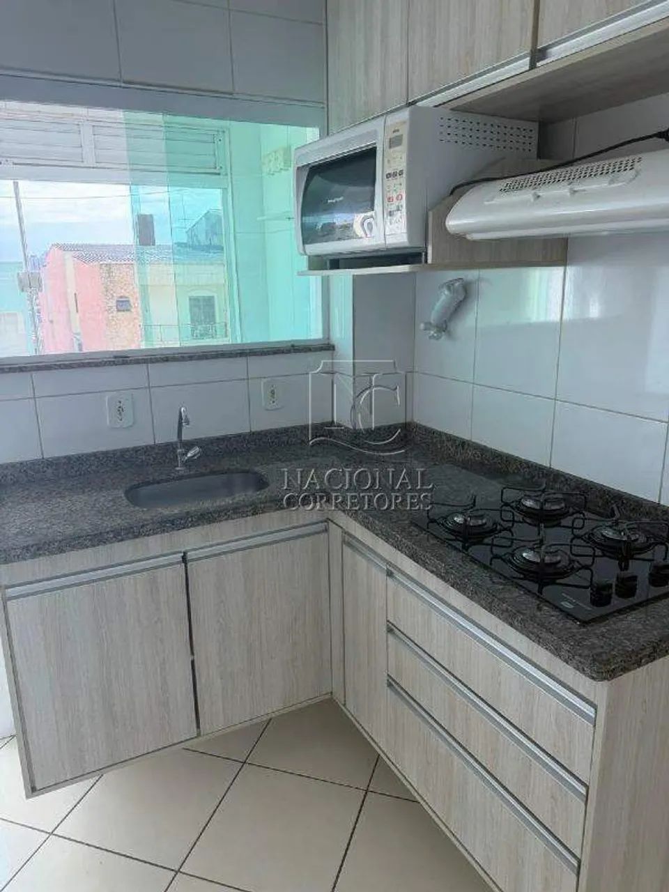 Apartamento com 48 m² - 2 dormitórios, 1 suíte, 1 vaga. - Foto 3