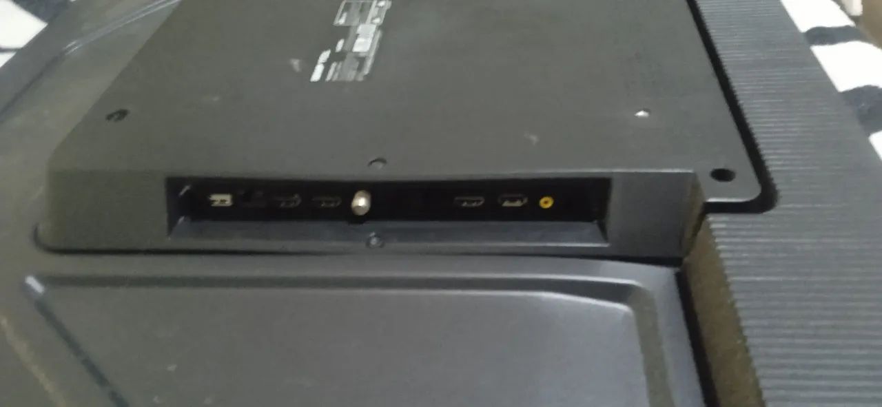 VENDO TV TCL SEMP 55 polegadas, parou de funcionar do nada, só vendo já comprei outra! - Foto 5