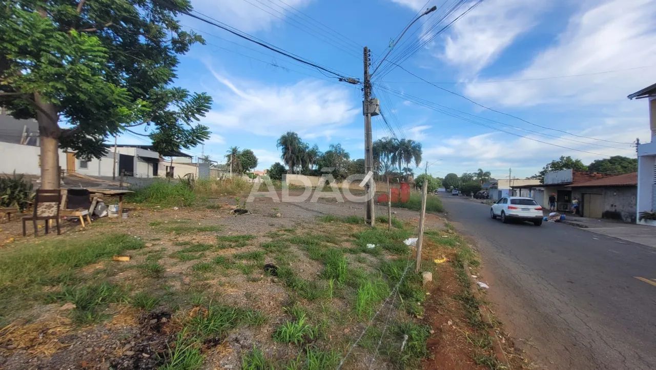 Lote com 843 m² Jardim Guanabara - Foto 4