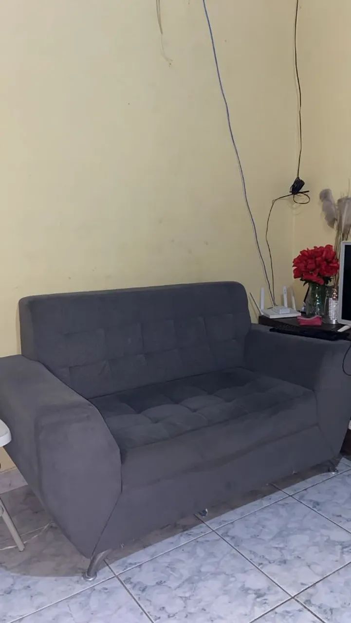 Sofa dois lugares, usado e em bom estado de conservação.