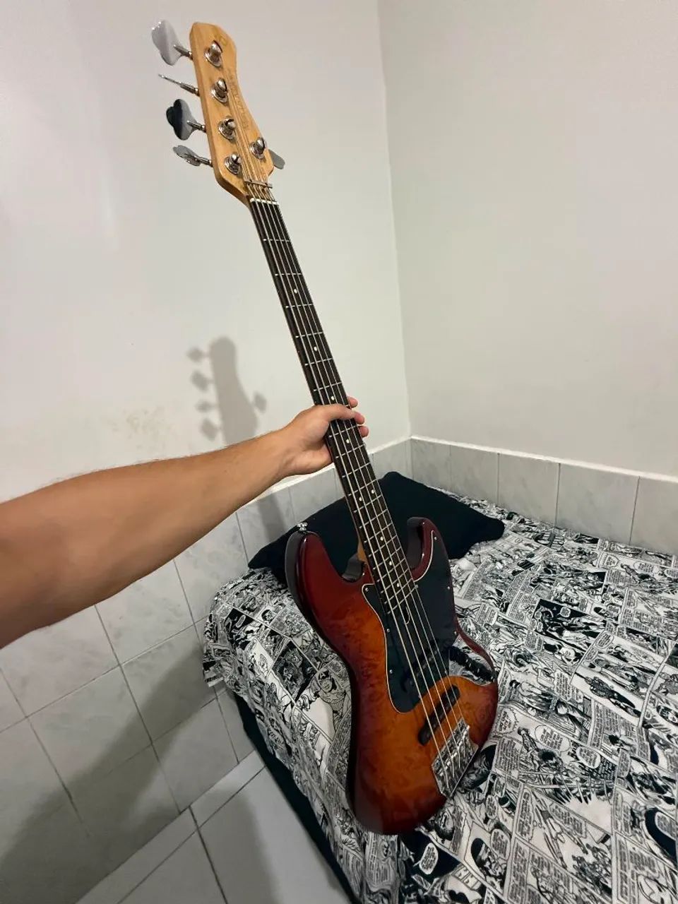 Baixo 5 cordas - Foto 4
