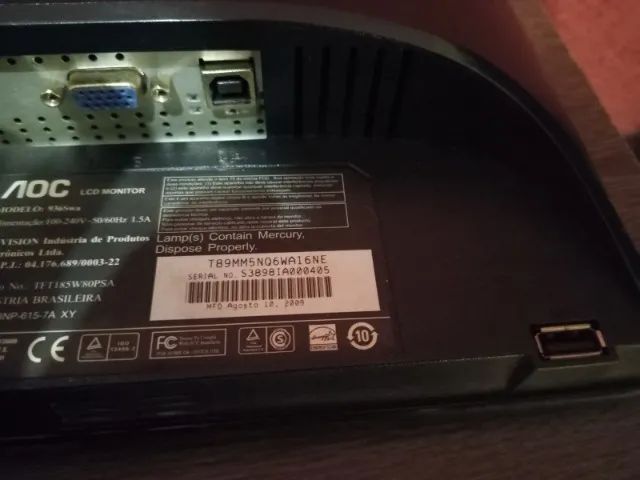 Monitor 18,5' AOC LCD C/Alto-falantes saída Microfone USB-A/USB-B - Foto 4