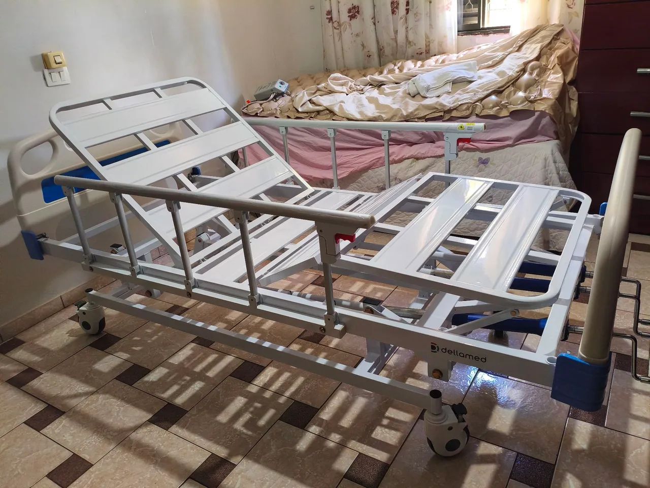 Cama hospitalar dellamed - Foto 2