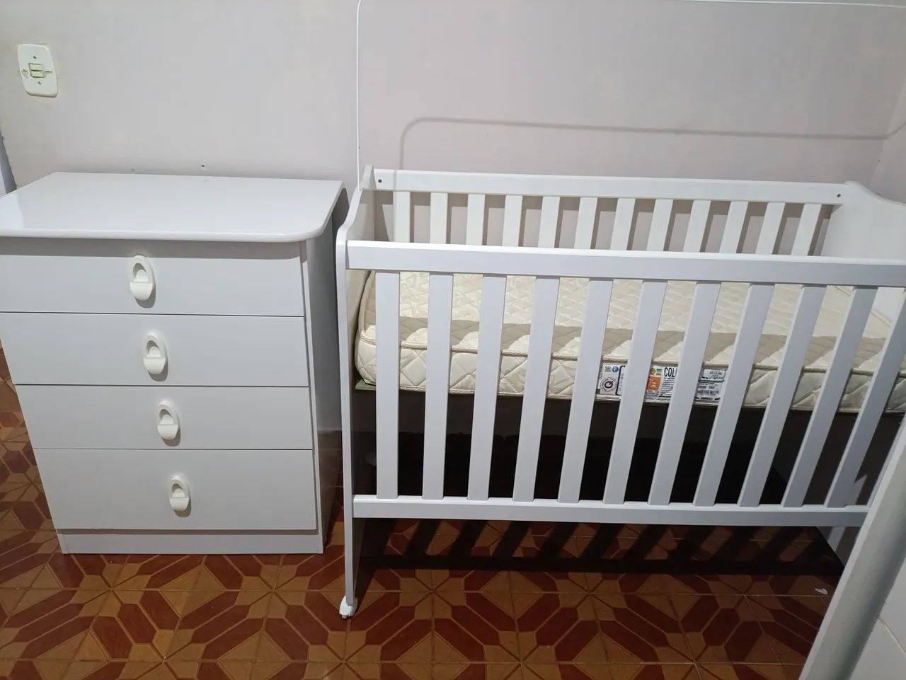 Berço com colchão e cômoda Novo  - Foto 5