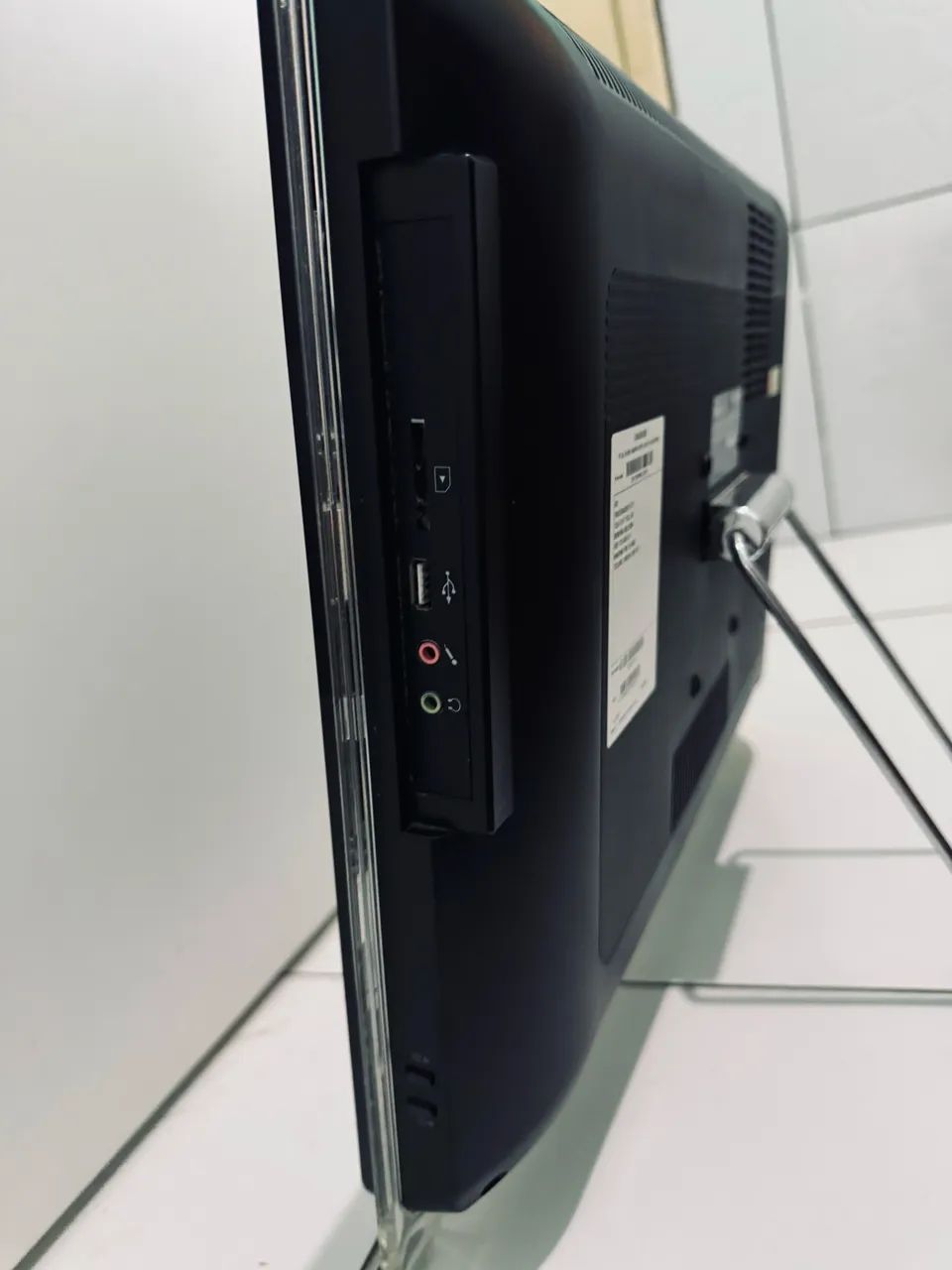 Computador All in One GigaPro Intel Core i5 7ª Geração 8GB 1TB 21,5? Full HD - Foto 4