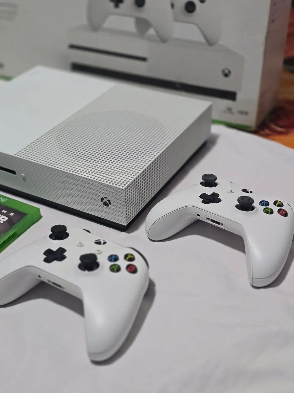 XBOX ONE S - (EXTRA - ZELADO - COMPLETO) - Foto 3