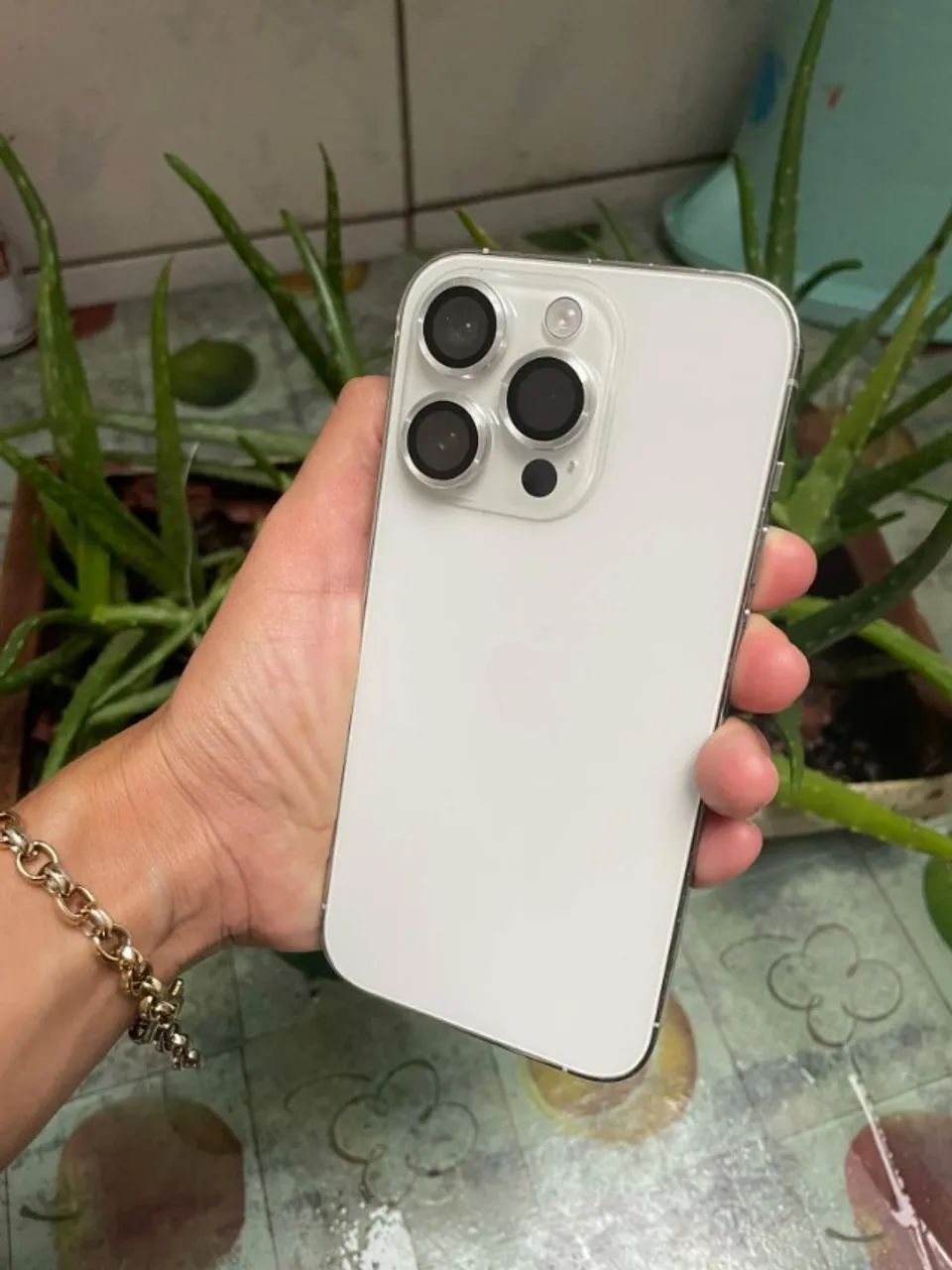 IPHONE 14 PRO IMPECAVEL