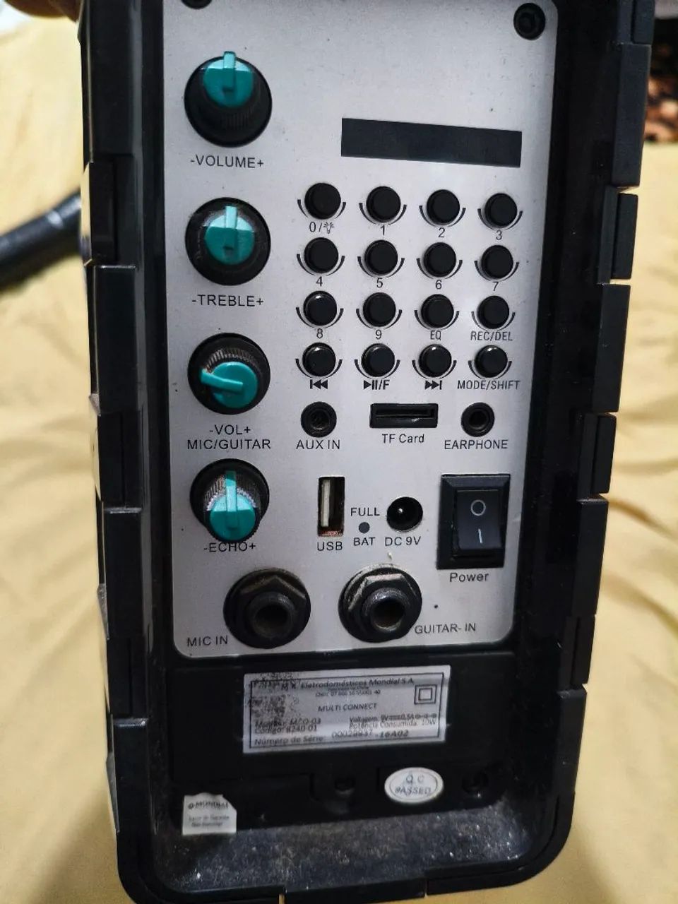 Vendo um rádio bluetooth e microfone  - Foto 4