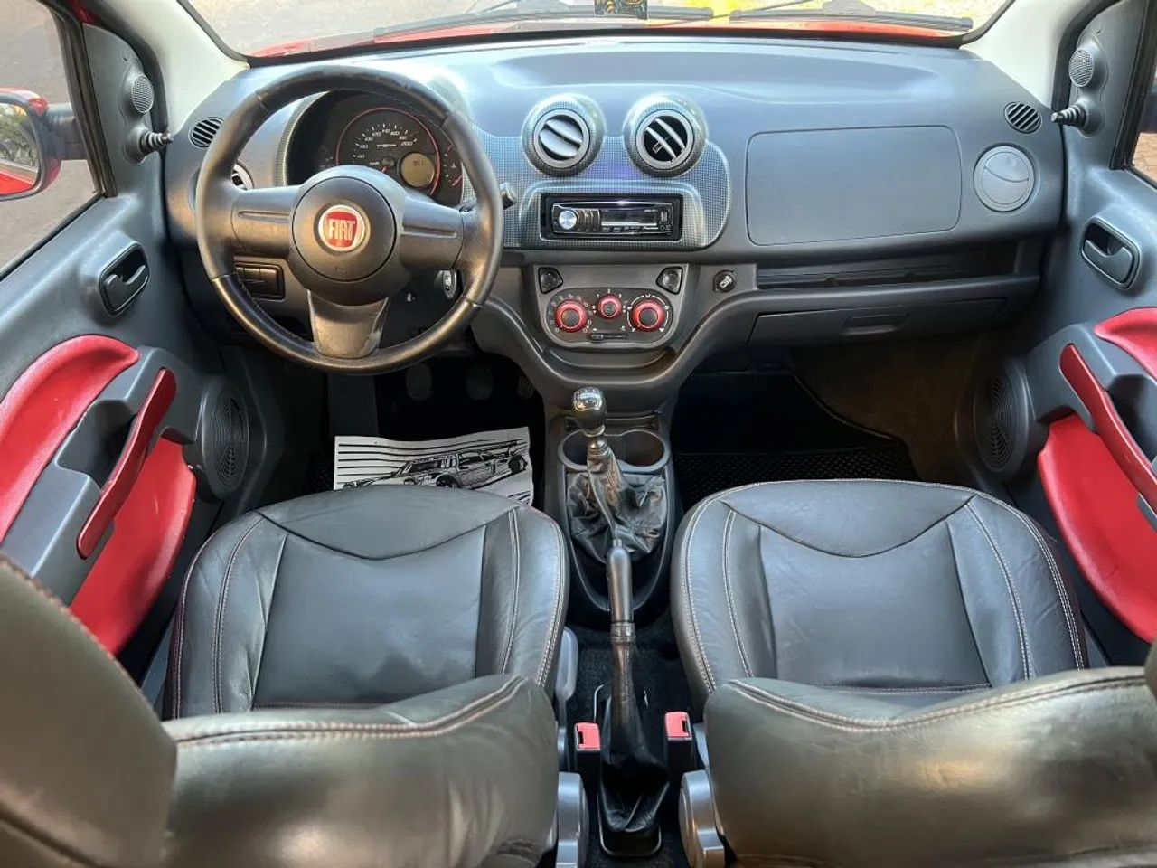 Fiat Uno Sporting 1.4 EVO Fire Flex 8V 4P 2012 - Foto 2