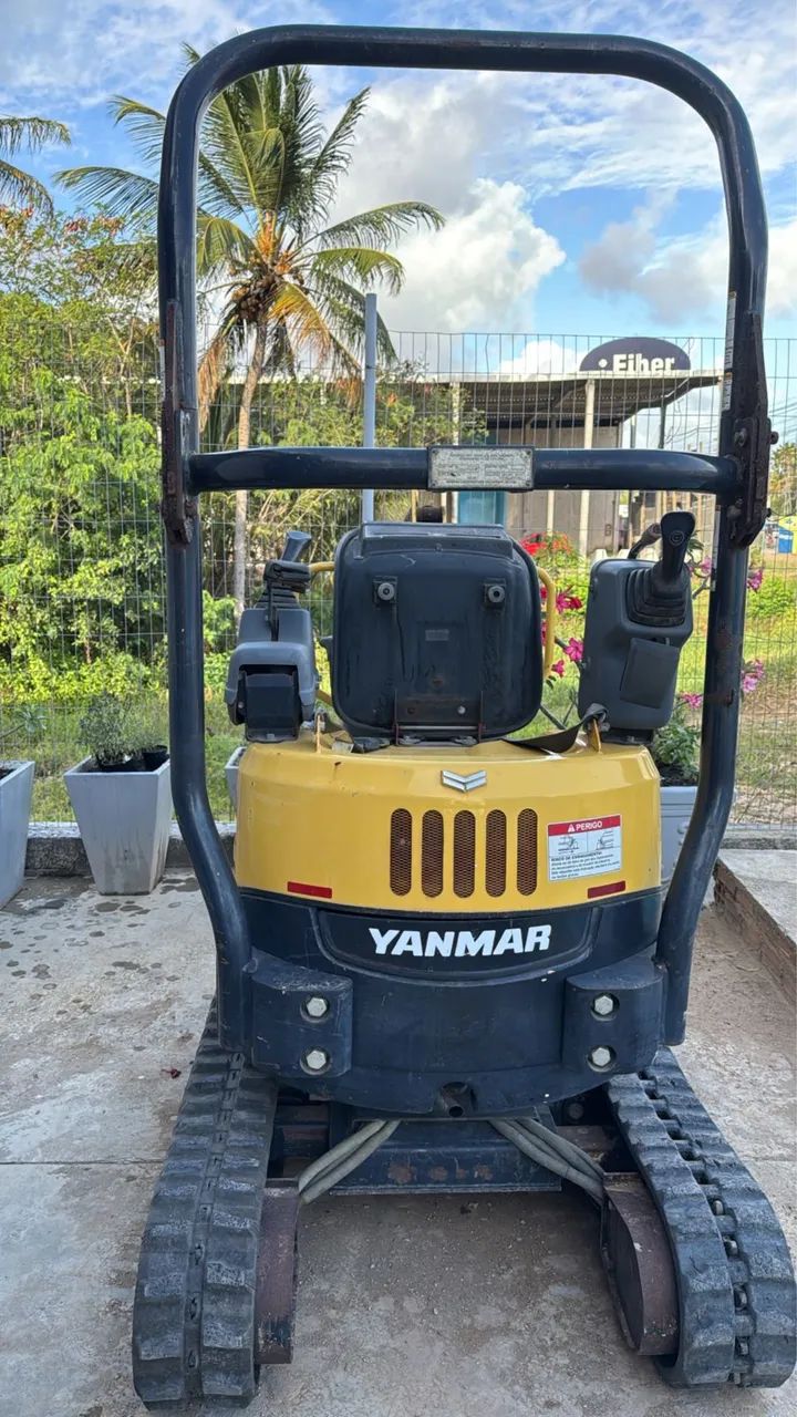 Mini Retro Escavadeira Yahmar Vio012 - Foto 3