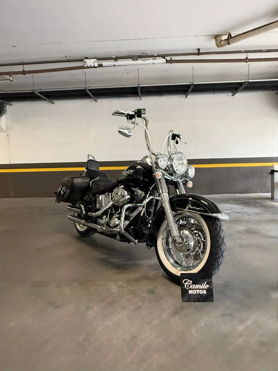 HARLEY-DAVIDSON SOFTAIL DELUXE 
