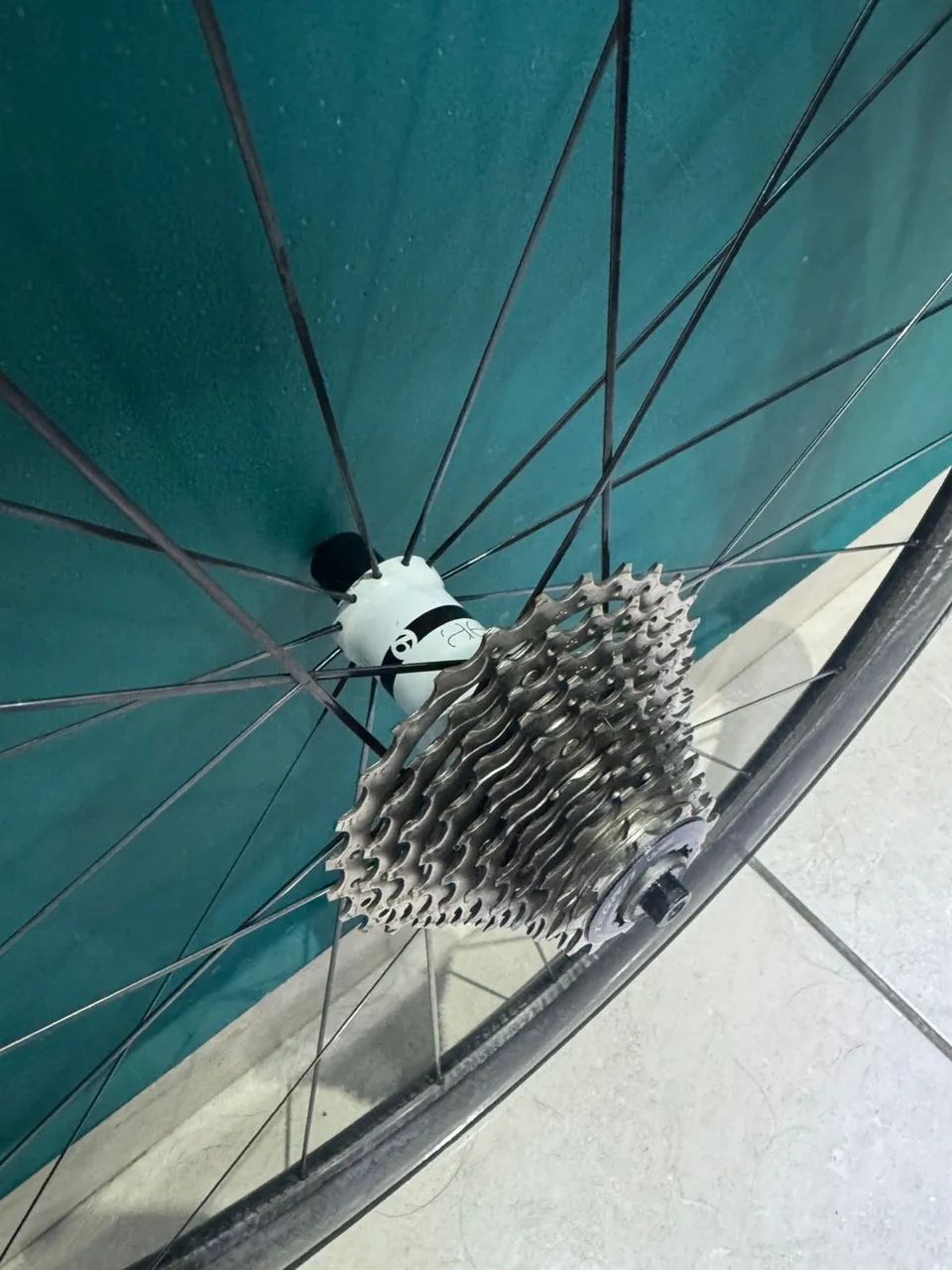 Roda carbono bontrager aeolus 5  - Foto 4