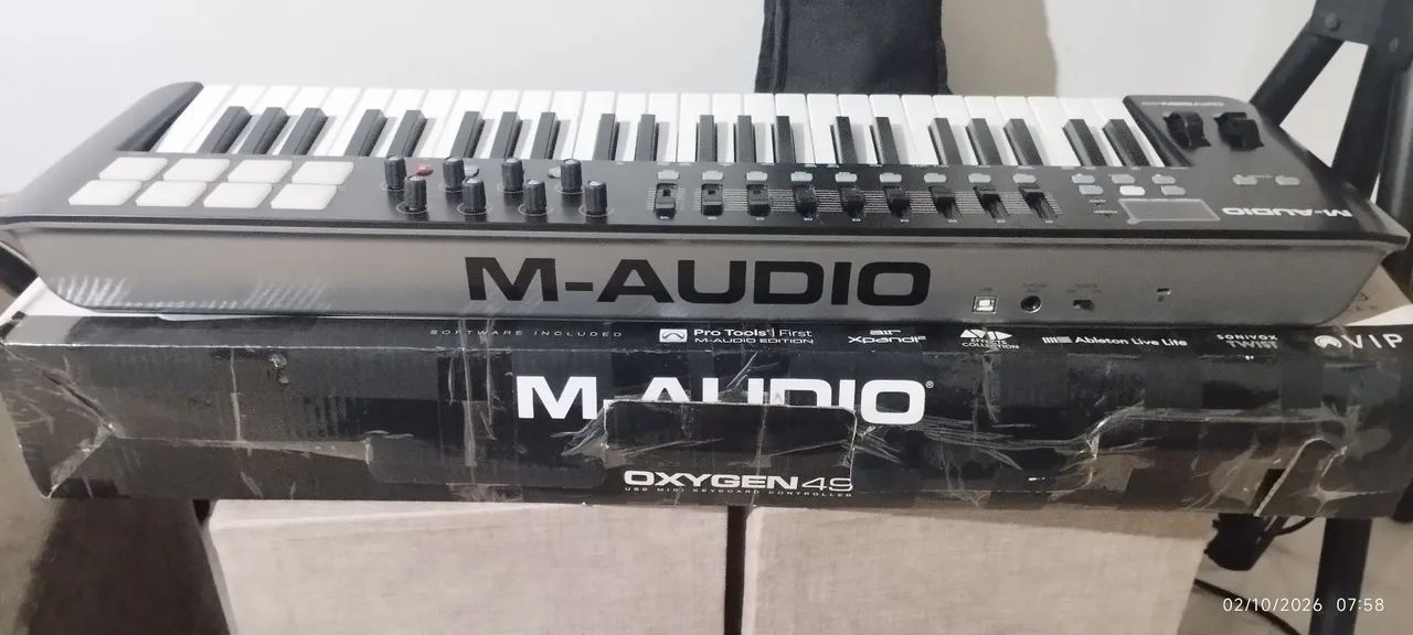 Teclado controlador M-Audio Oxygen49 - Foto 2