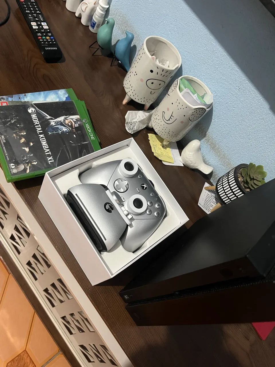 Xbox one x 1tb 4 k - Foto 2