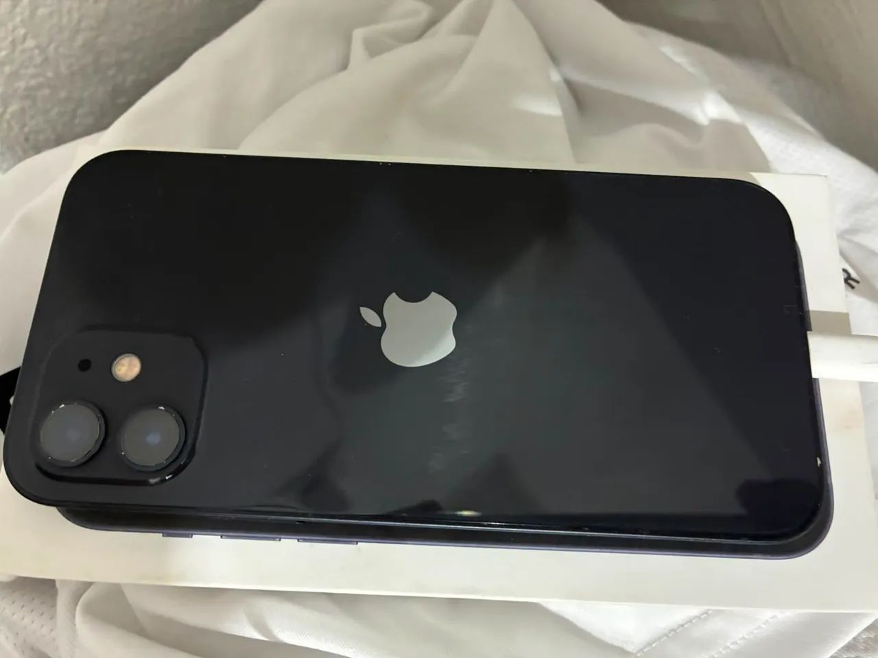 iPhone 12, ótimo estado, 64gb, 4 de ram - Foto 2