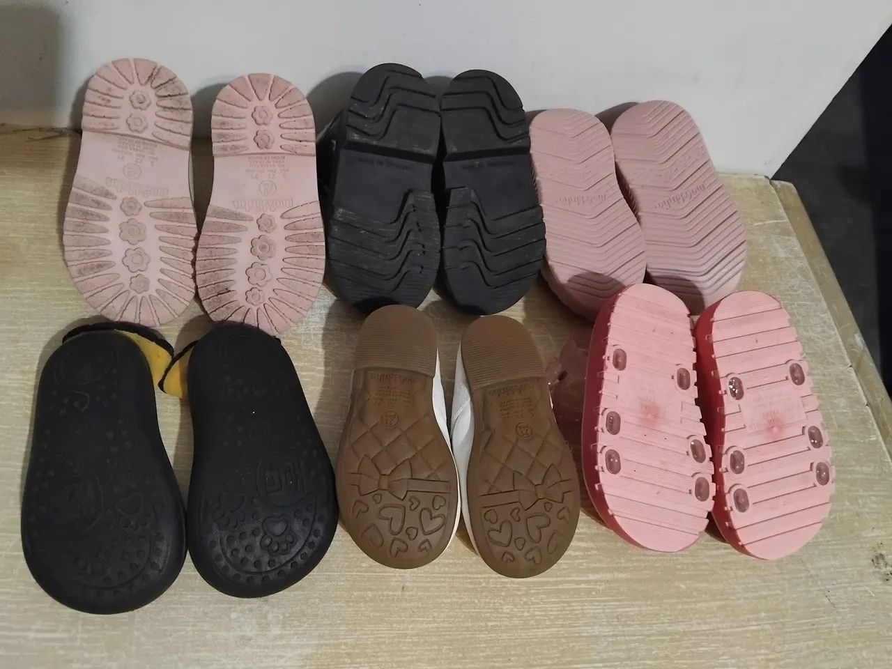 Lote de calçados para meninas números 20 - Foto 5