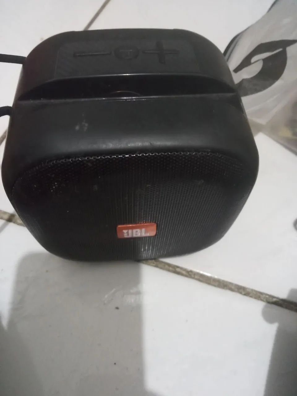 vendo caixinha JBL original 