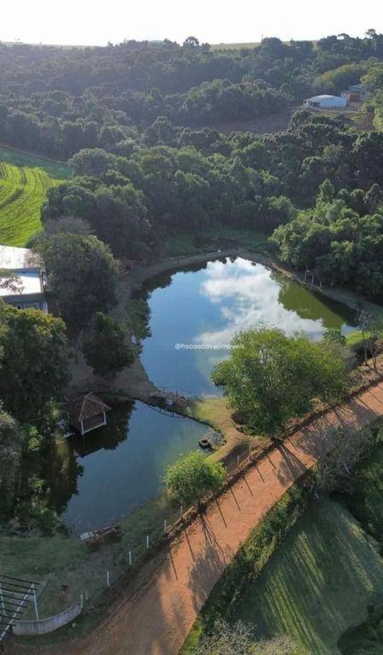 Chácara com 1,800 m². - Foto 2