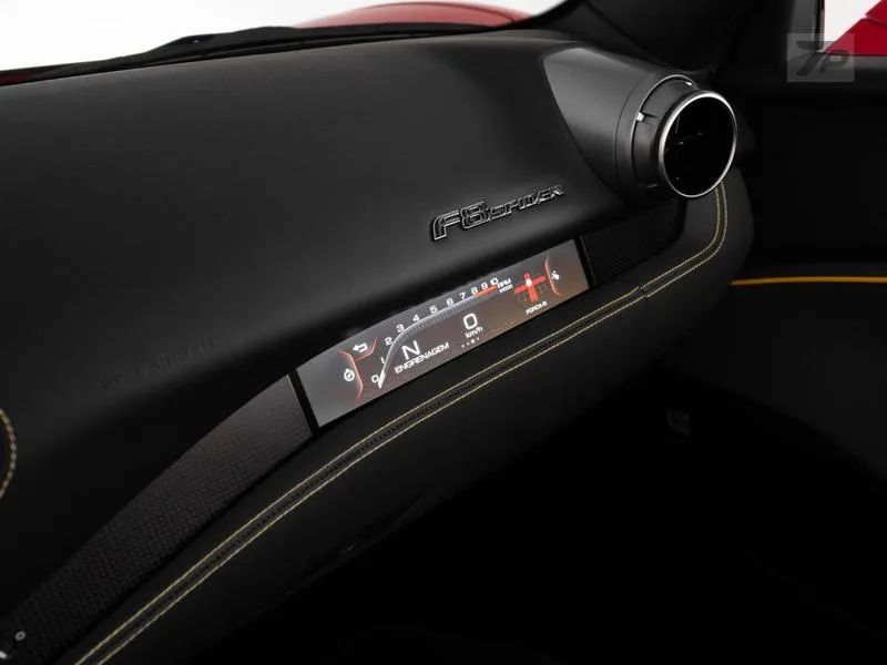 Ferrari F8 Spider 3.9 V8 Bi-Turbo 720cv, foto 9 de 20