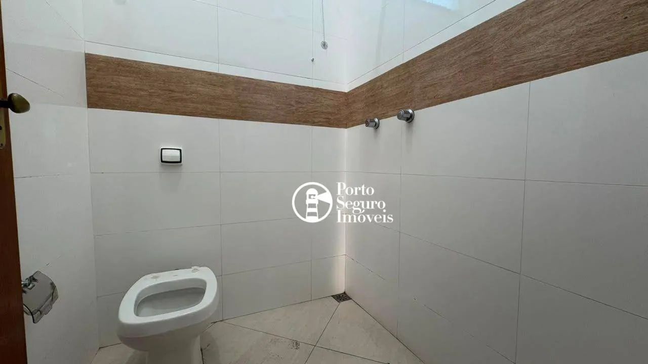Um salão perfeito para seu comércio em Av. corredor de serviço. Excelente visualização. - Foto 3