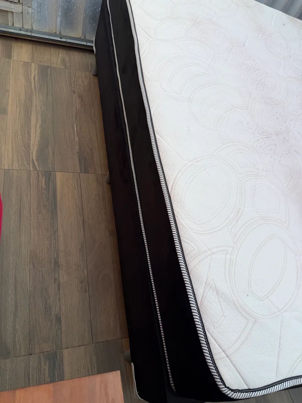 Cama box Queen molas ensacadas  - Foto 2