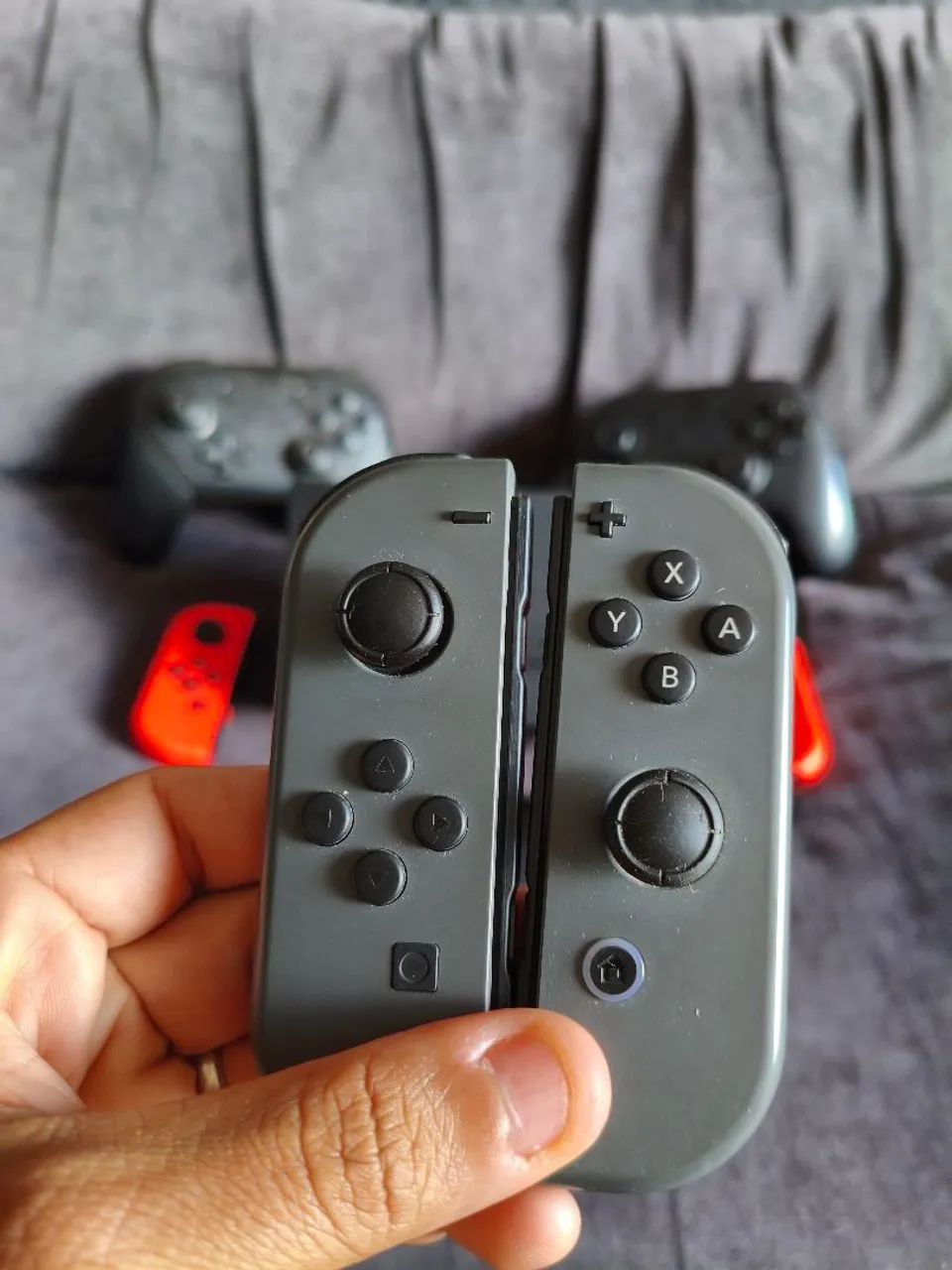 Nintendo Switch + 128Gb + pro Controller + 4 joy cons  - Foto 4