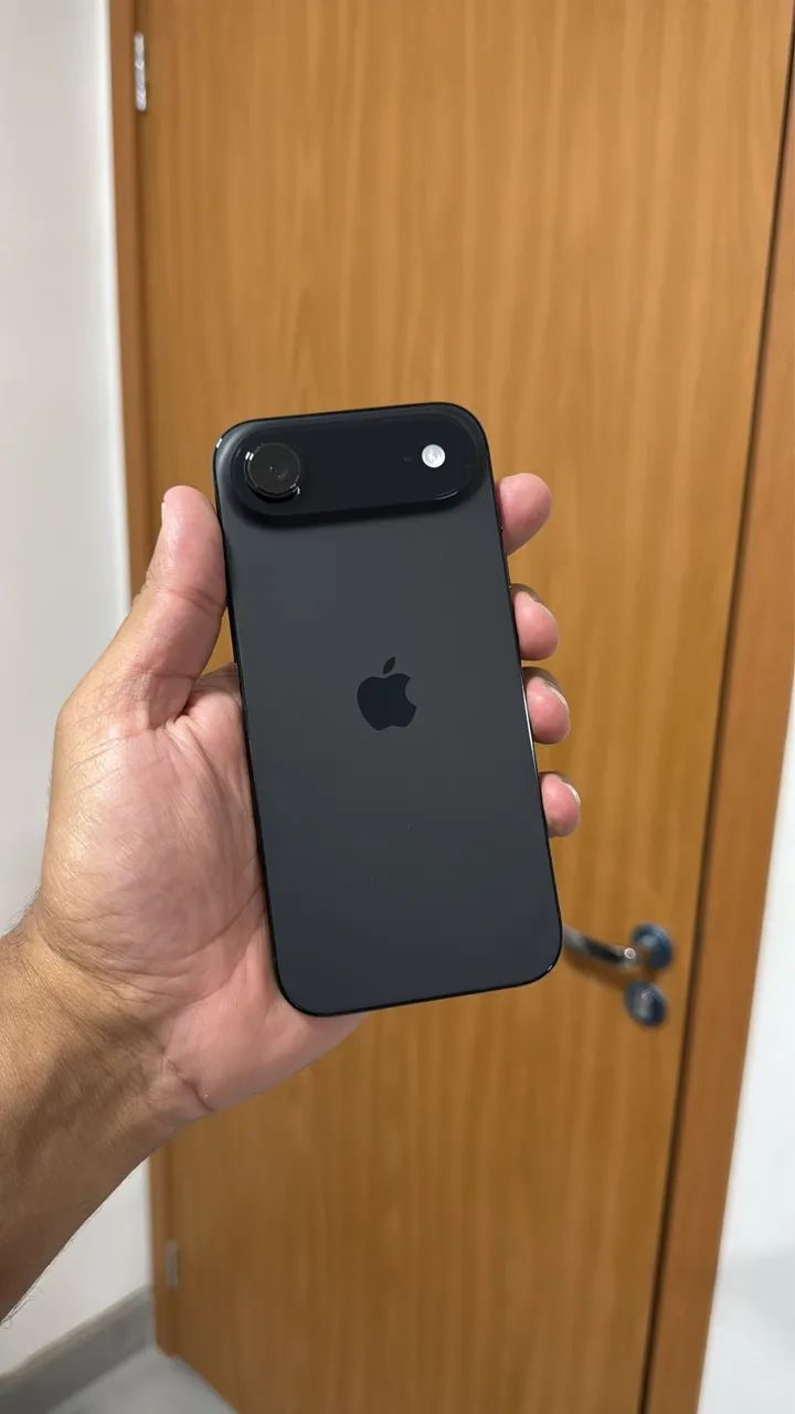 iPhone 17Air 256GB *Apple Care + Até 2O34