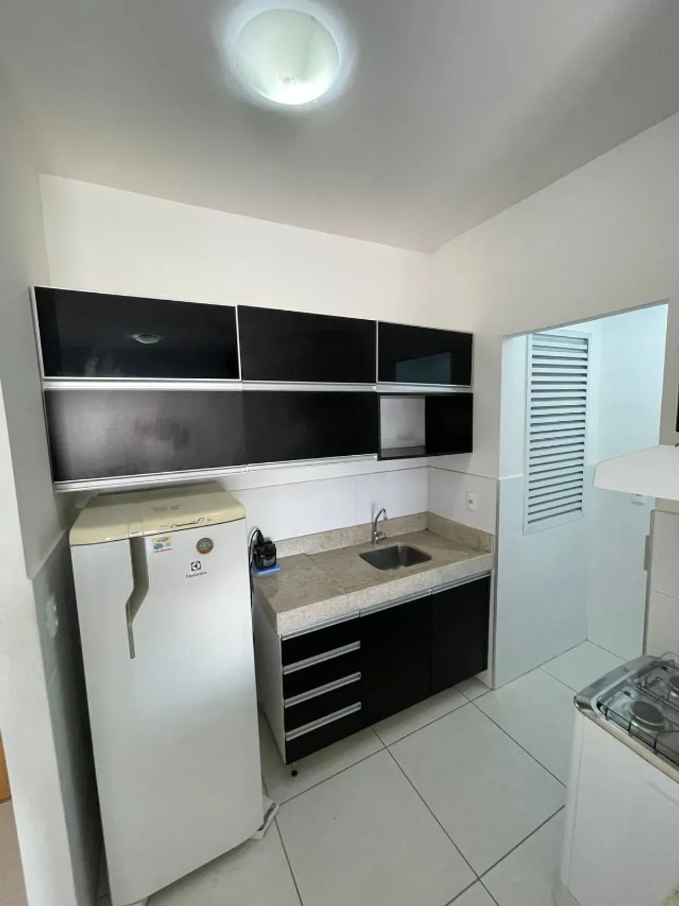 Apartamento mobiliado 2 quartos proximo ao shopping estação - Foto 2