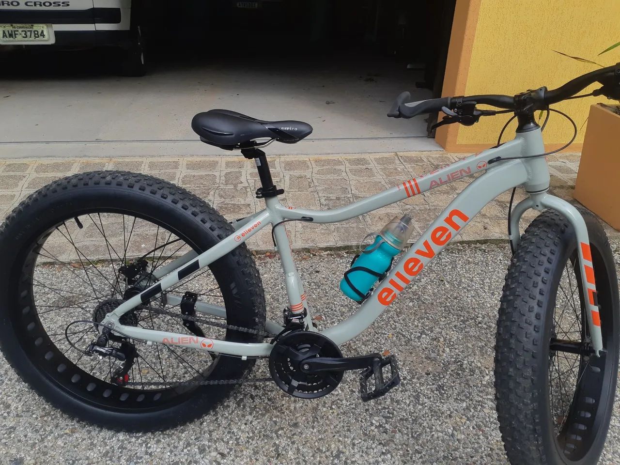 Fat bike