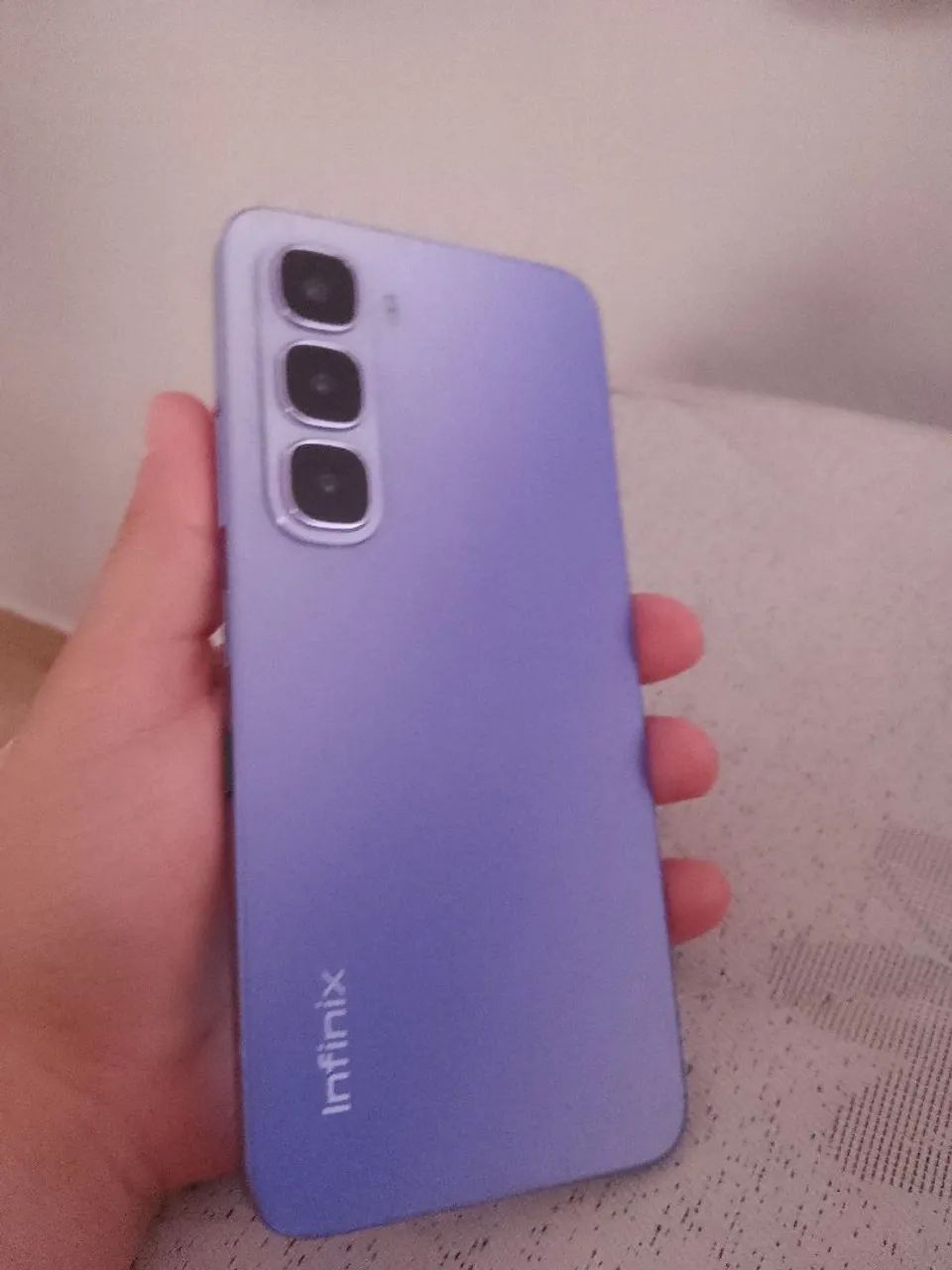 VENDO CELULAR