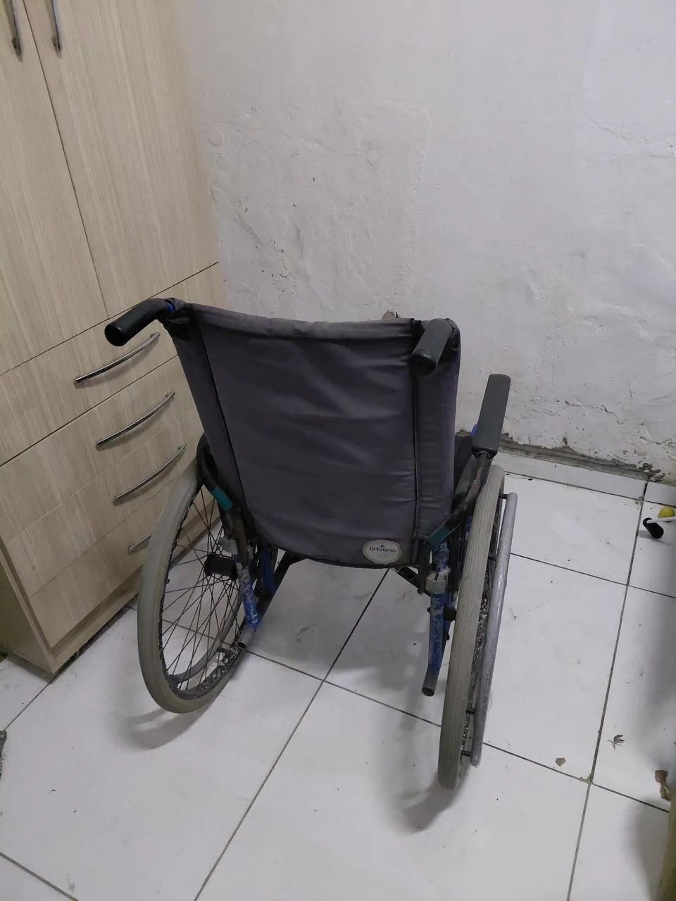 Cadeira de rodas de passeio  - Foto 3