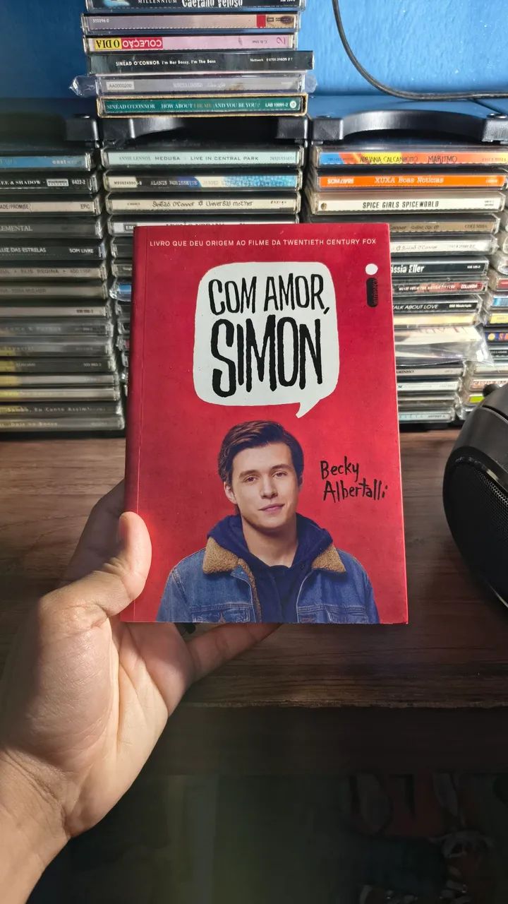 Livro Com Amor, Simon (Desapego)