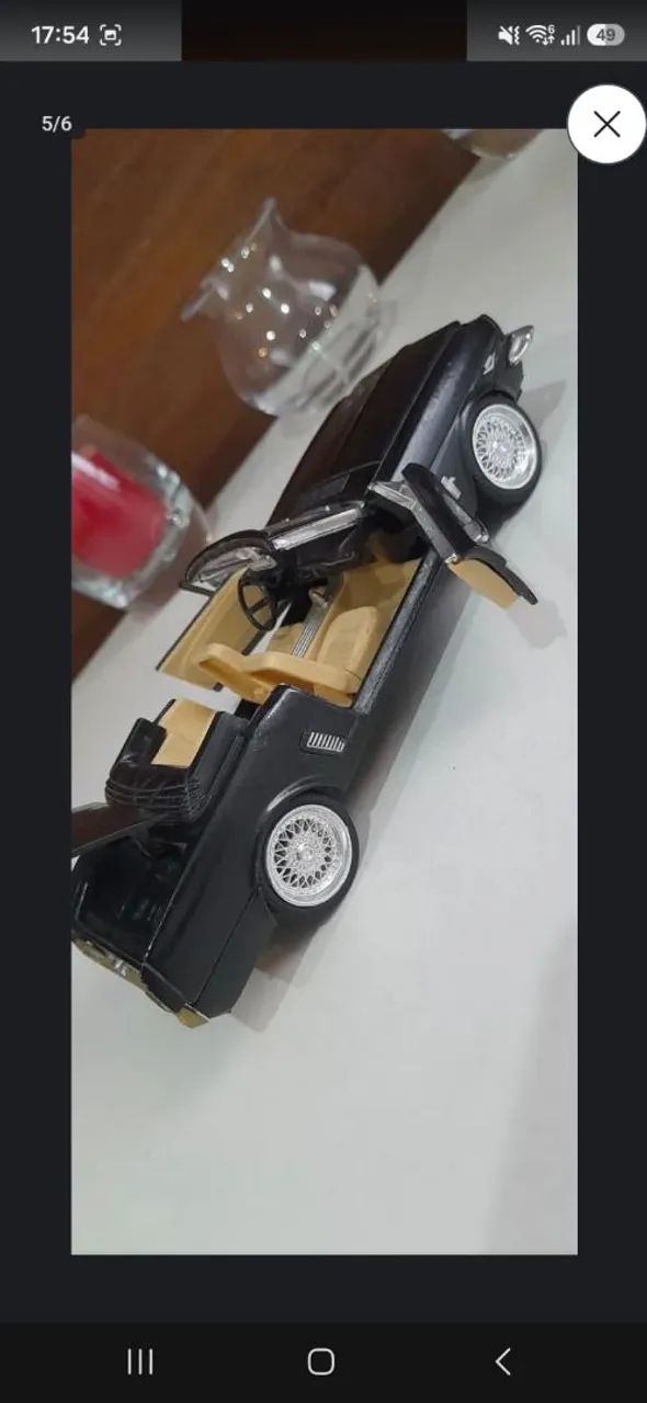 Vendo 2 .miniaturas carros antigos em ferro - Foto 3