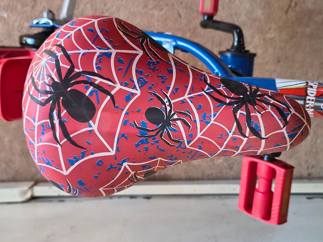 Bicicleta infantil aro 16 - Foto 5